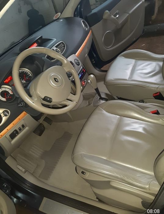 Vând Renault Clio lll, Inițial Paris