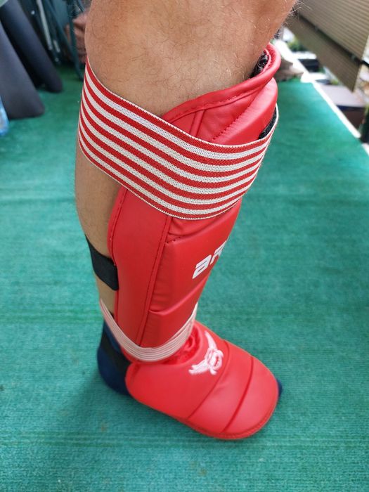 Mănuși și Tibiere Armura