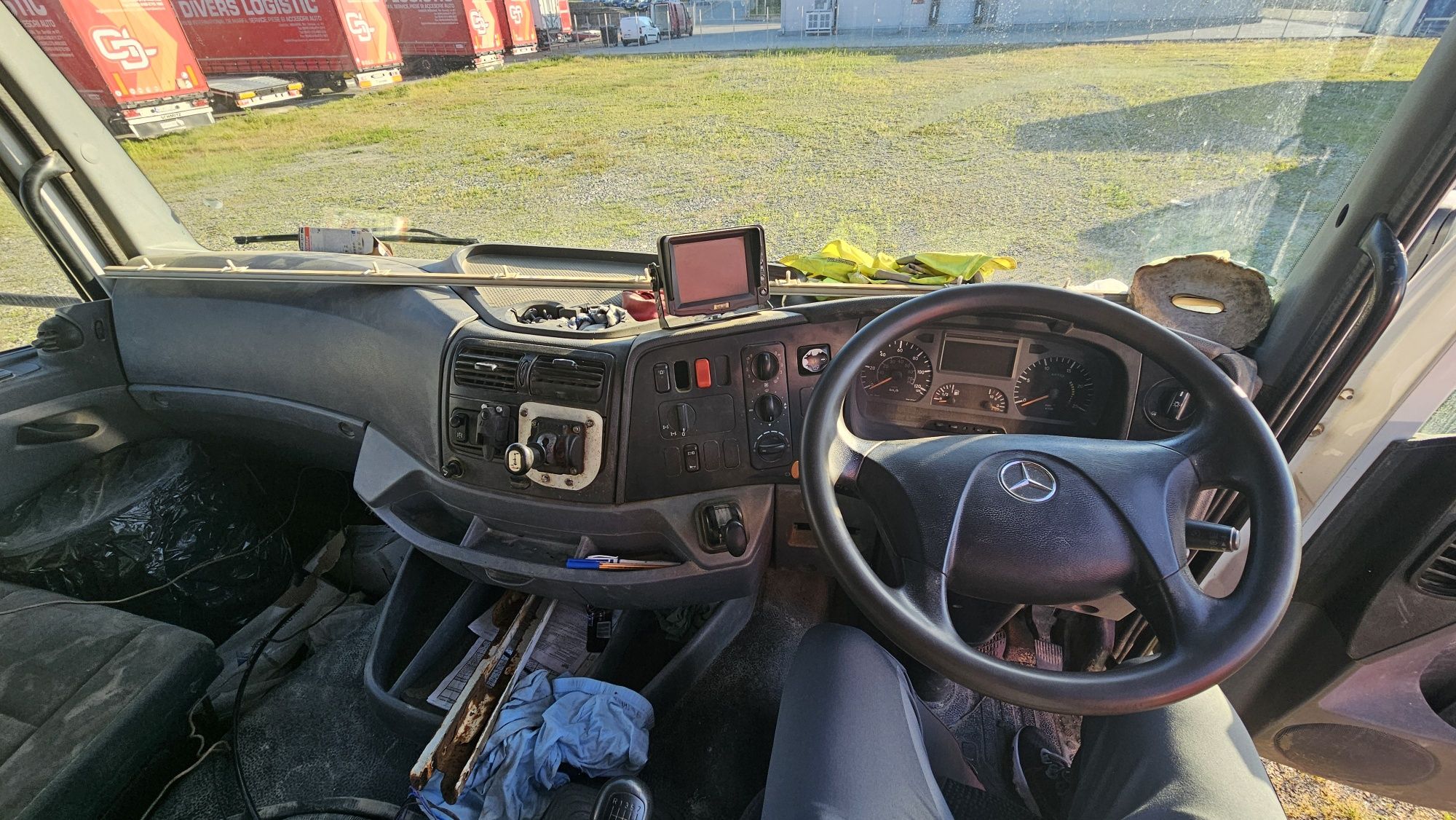 Basculantă Mercedes Axor 2008 8x4
