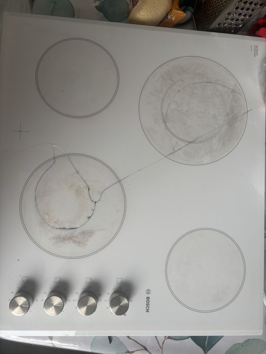 Электроплита треснутая (но рабочая)