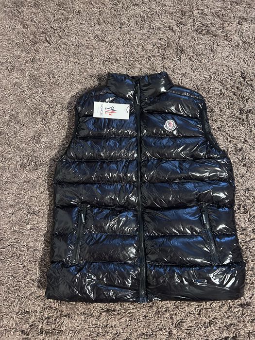 Vesta M.O.N.C.L.E.R negru lucios