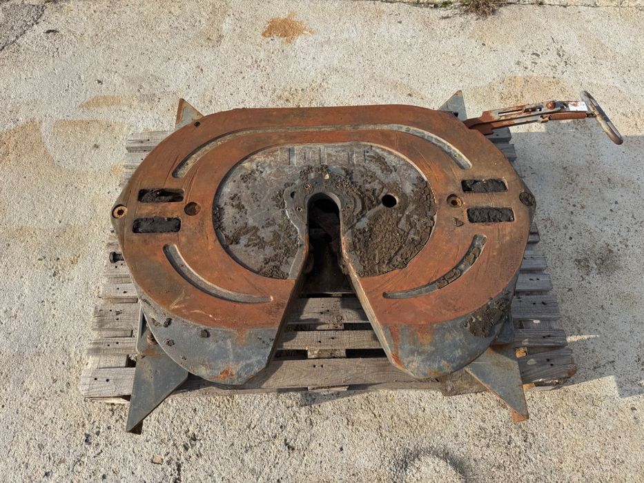 Лафет за влекач JOST