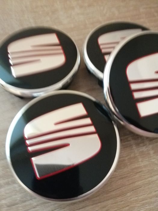 SEAT - Set 4 capace pentru jante aliaj