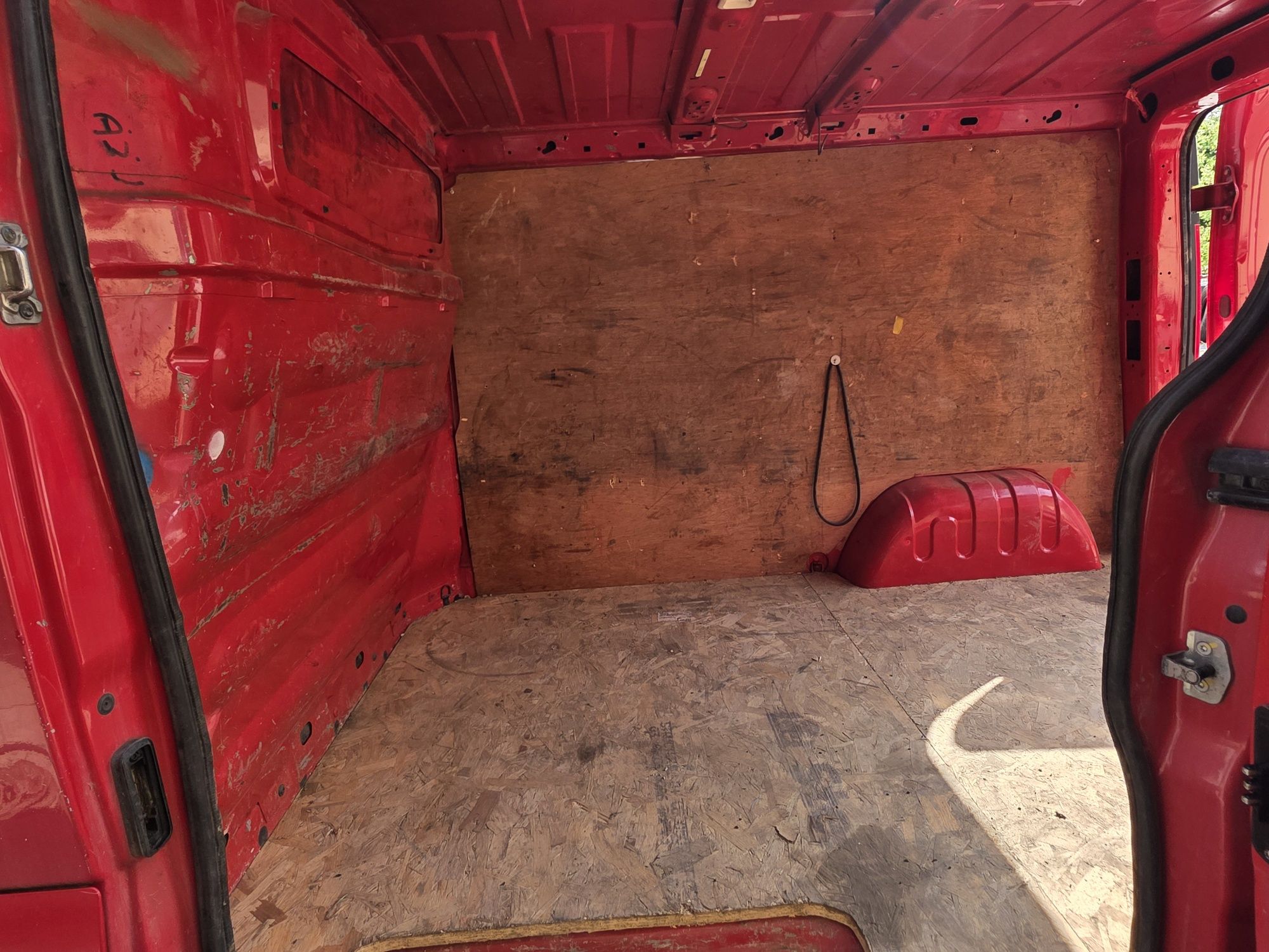 Open vivaro 2.0 (vauxhall)