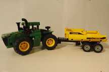 John Deere 42136 lego technic