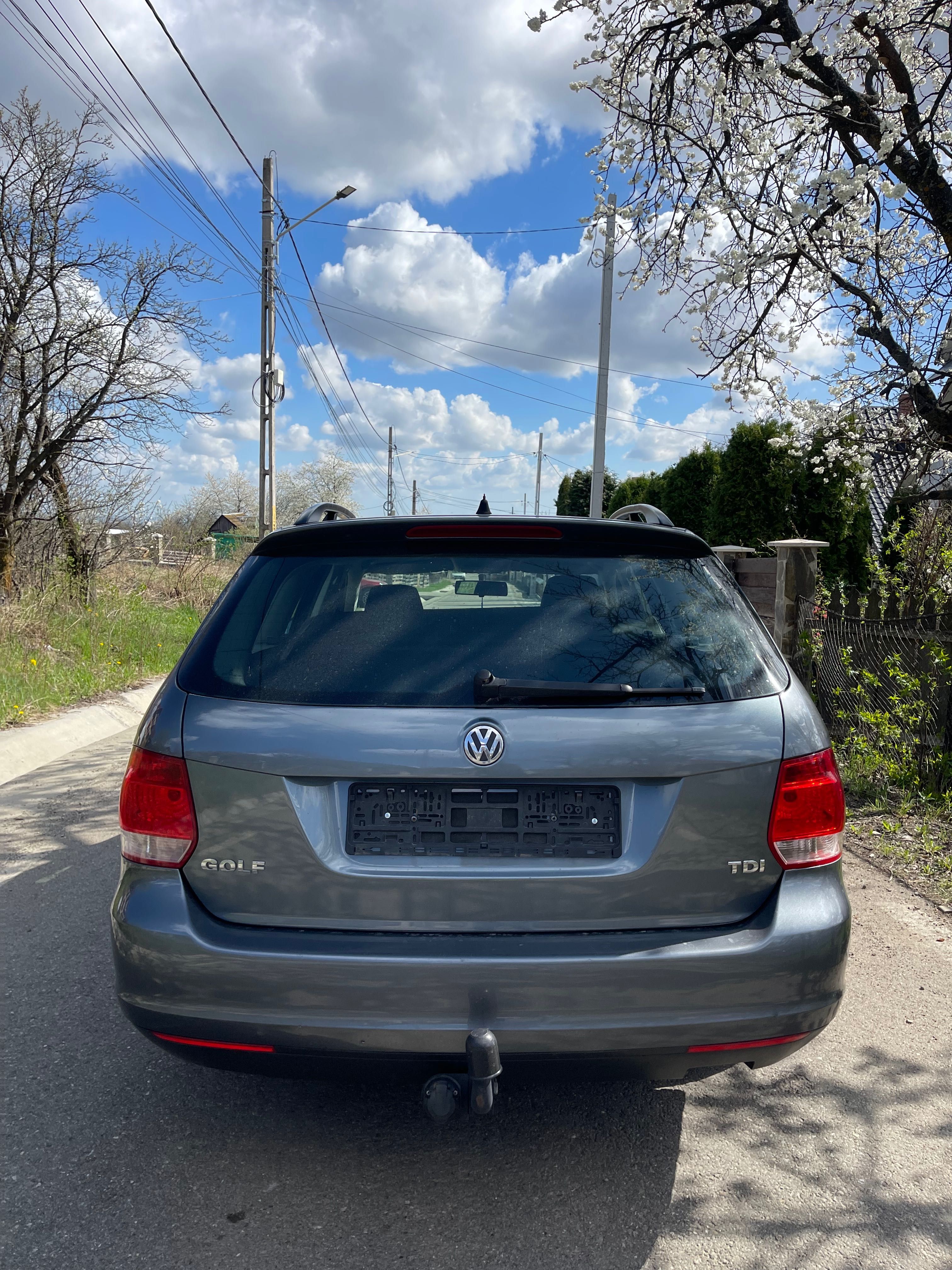 Vând golf 5 1.9 TDI