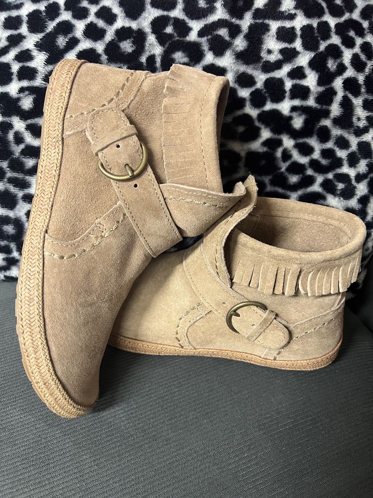 Дамски ботуши UGG нови оригинал