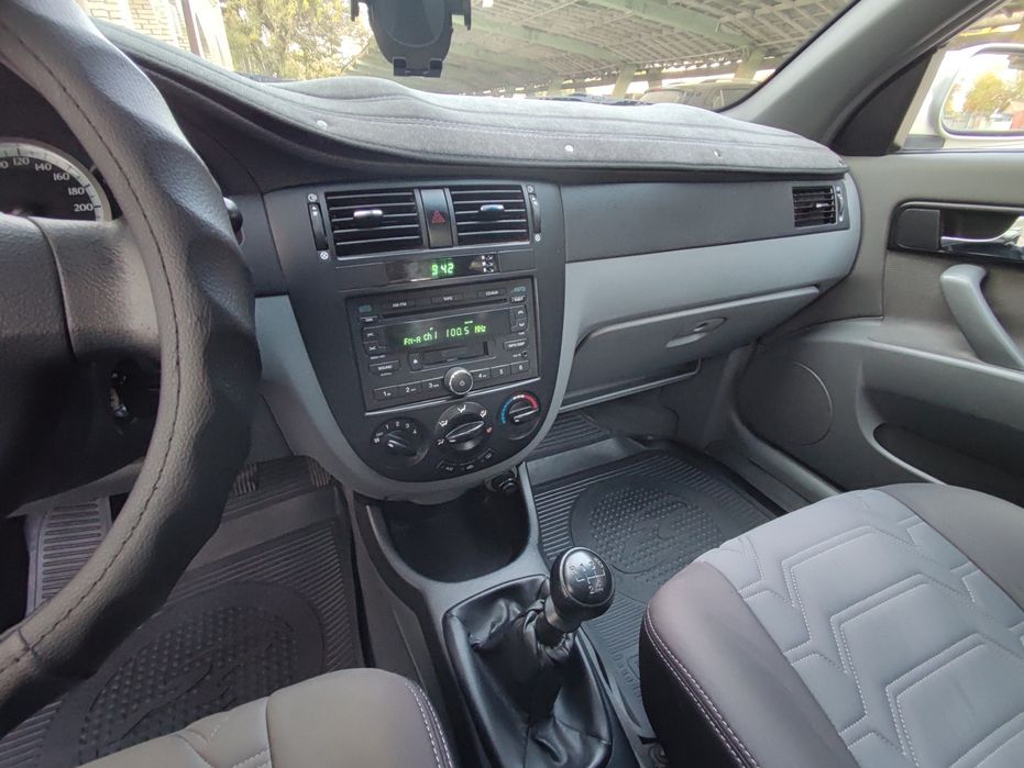 Lacetti 1.8 в отличном состоянии. 85к пробег.