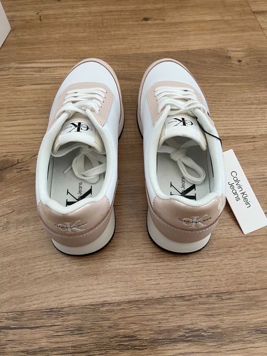 Дамски сникърси Calvin Klein 39