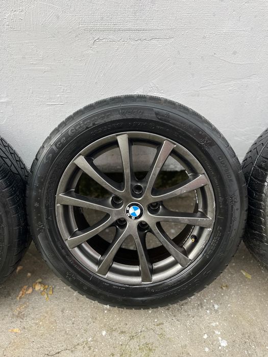 Se vând jante BMW R17