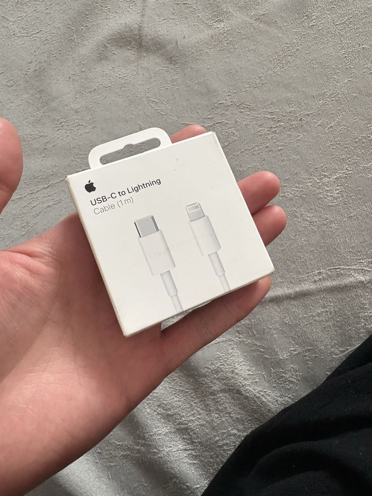 USB-C to Lightning