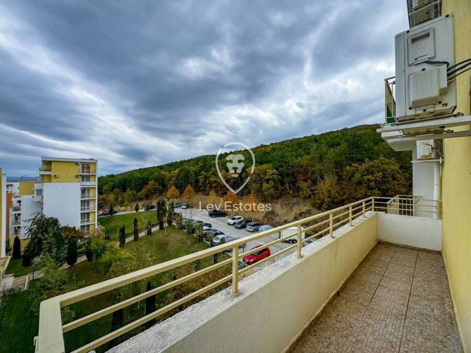 Продава се Тристаен апартамент в Бургас, Сарафово - 100 кв.м за 890 €/кв.м - Снимка #12