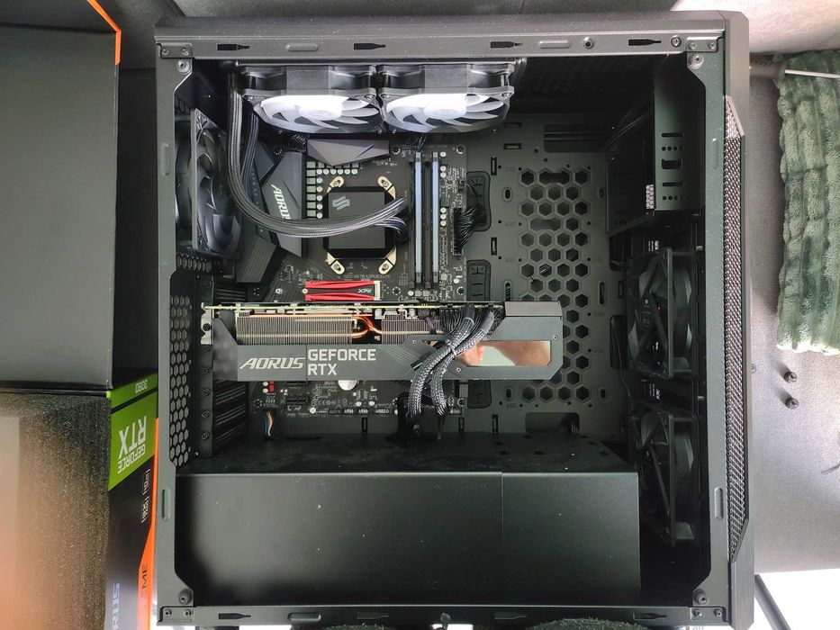 Calculator Gaming Ryzen 7 5800X/GeForce RTX 3080/X570 AORUS/32GB DDR4