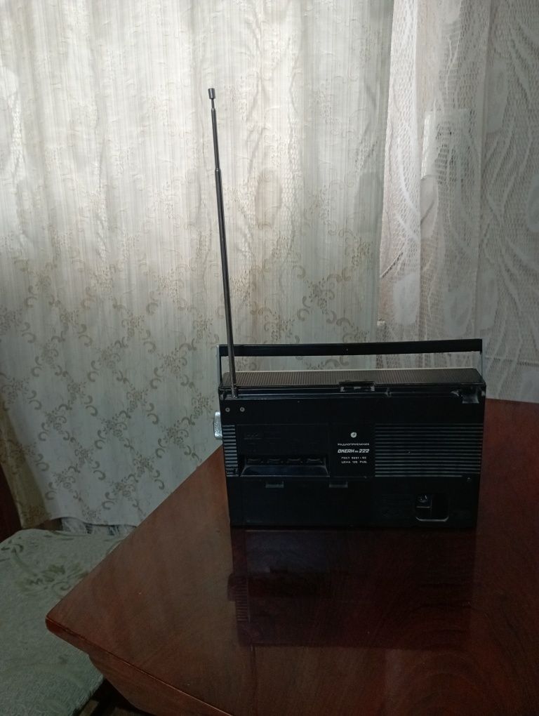 Продаю радиоприемник "Океан-222" в рабочем  состоянии+есть  FM волны.