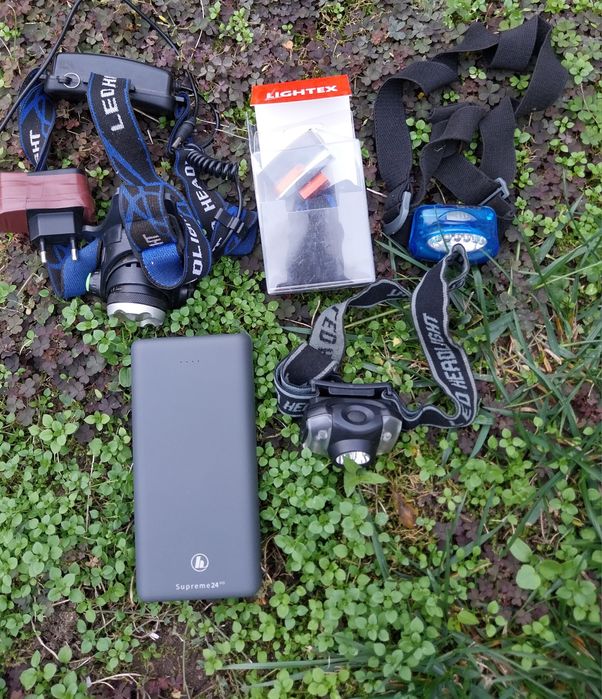 Продавам четири броя челници