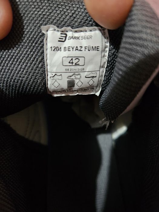 Pantofi sport noi Dark Seer nr 42