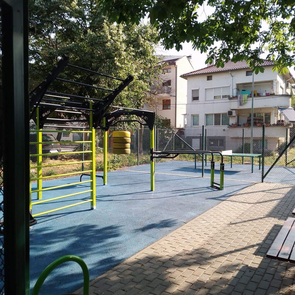 Дава се под наем Двустаен апартамент в Варна, Базар Левски - 66 кв.м за 612 € - Снимка #10