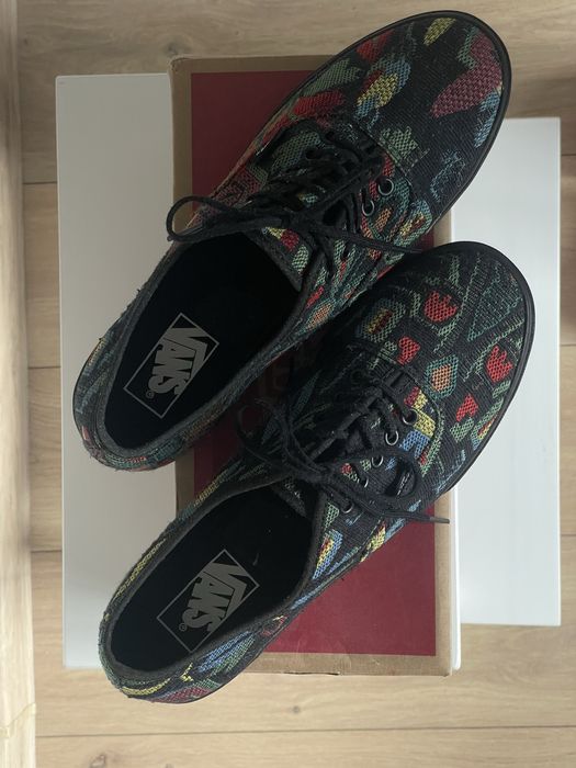 Бродирани кецове Vans 40.5 номер