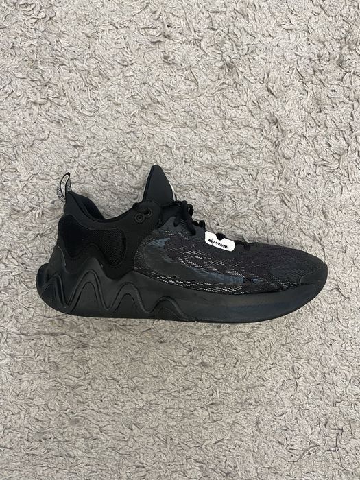 Nike Giannis Immortality 2