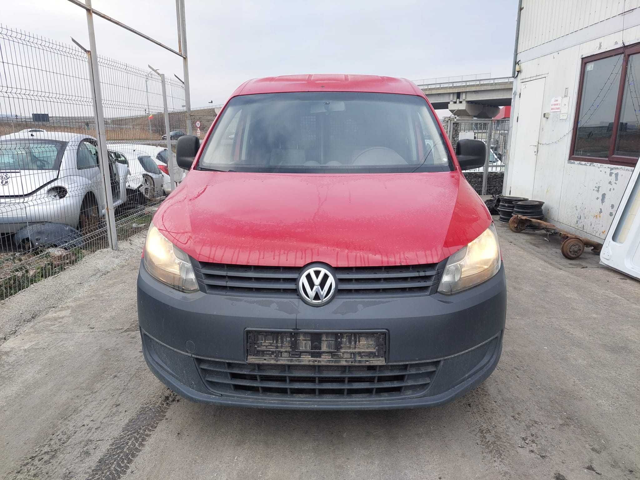 Dezmembram Volkswagen Caddy, an 2012, 1.6 TDI, cod CAY, 105 Cp
