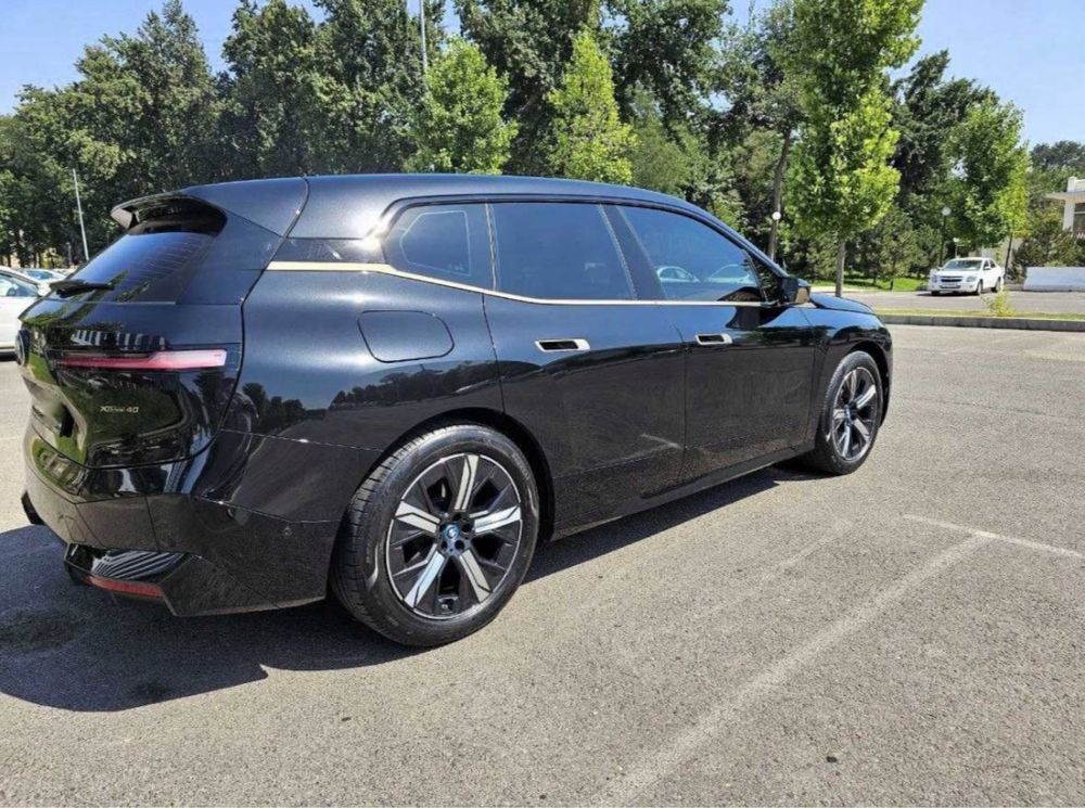 Bmw ix в наличии и на заказ