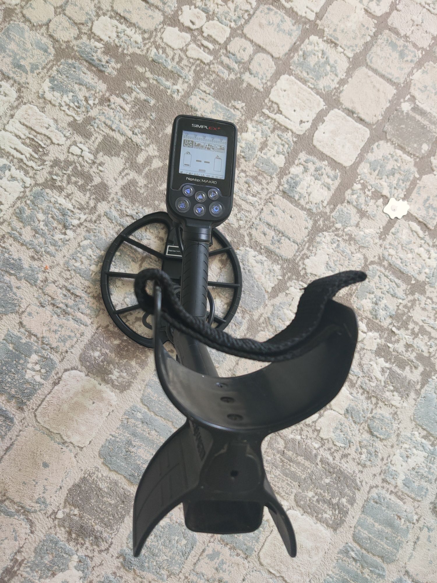 Металлоискатель Nokta makro simplex