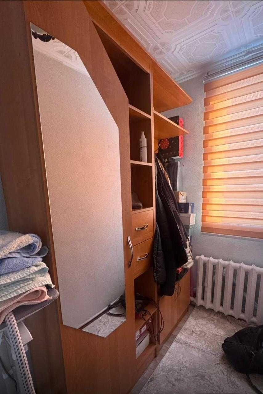Продам Шкаф для прихожей, в хорошем состояний.