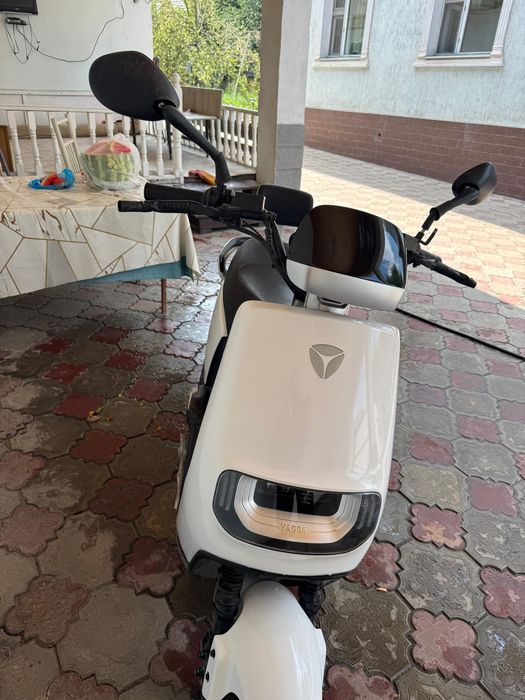 Электромопед YADEA E8S, почти новый, все документы