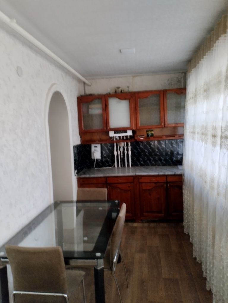 Продается 3 комнатная квартира