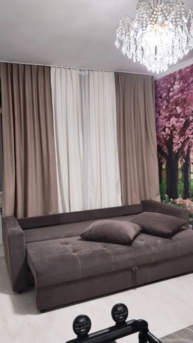 Продаю книжный диван-кровать с ящиком для хранения