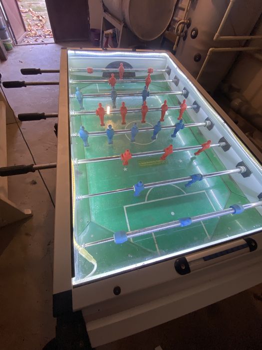 Masa de fotbal profesional .