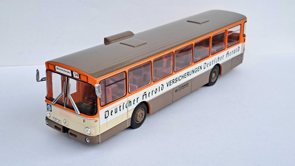 Bus Mercedes O305 Hachette 1:43