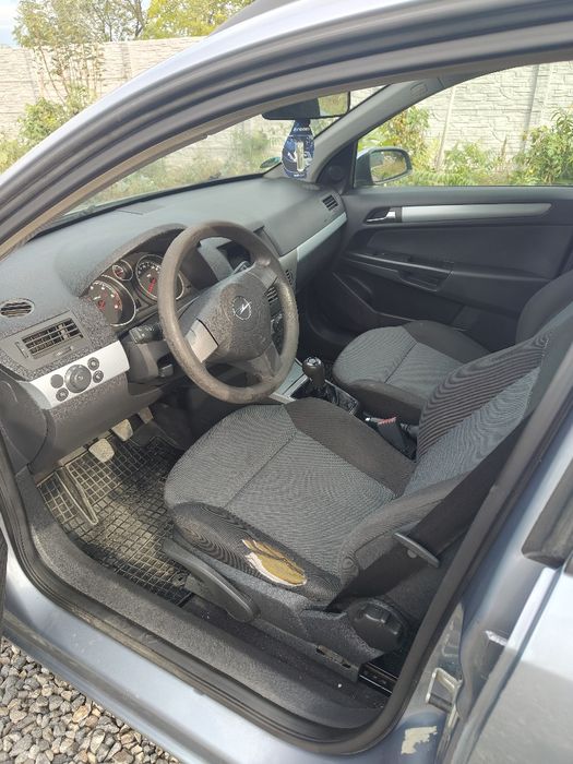 Opel Astra H 1.7 cdti