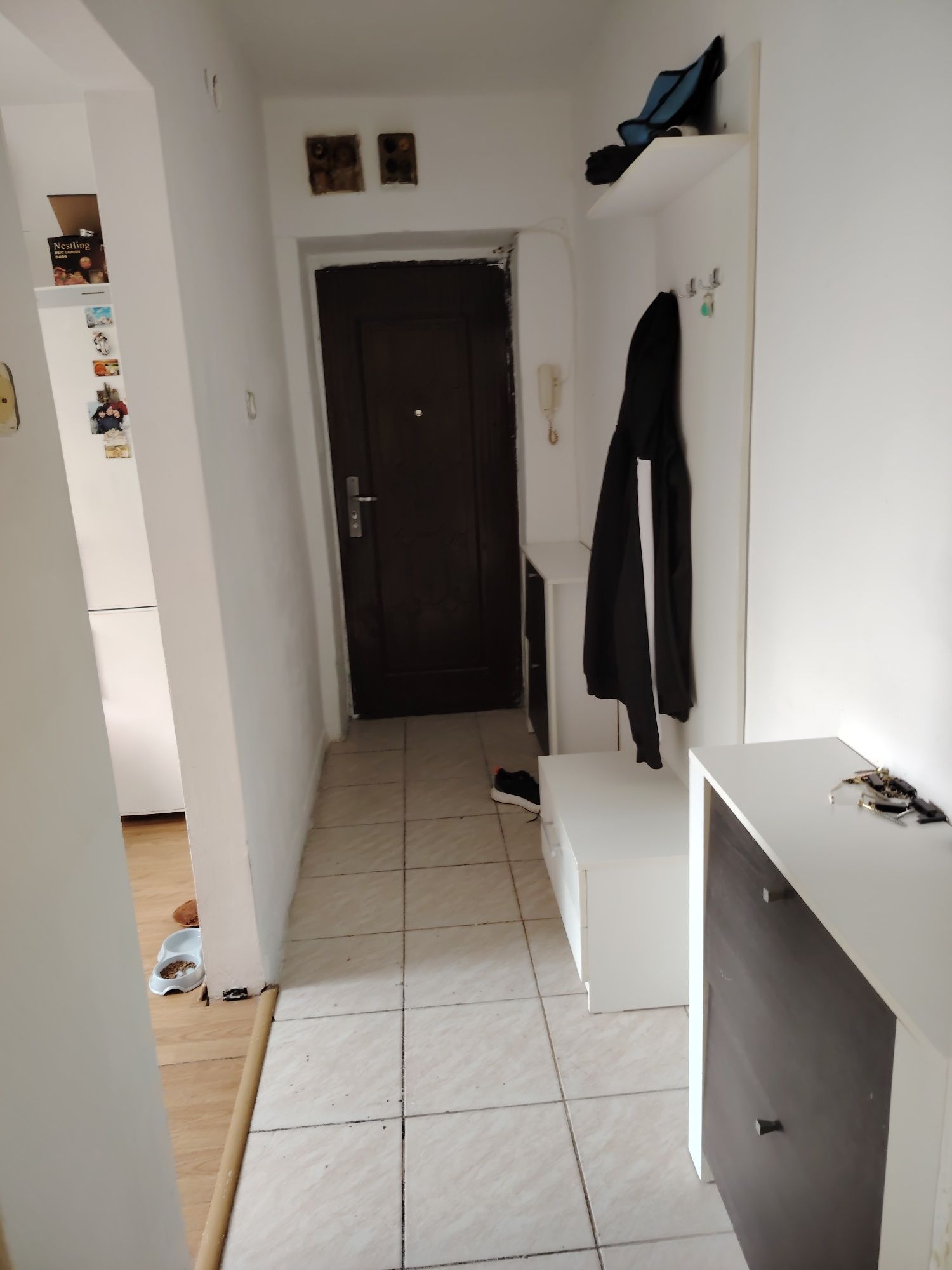 Închiriez apartament cu 3 camere Crangasi