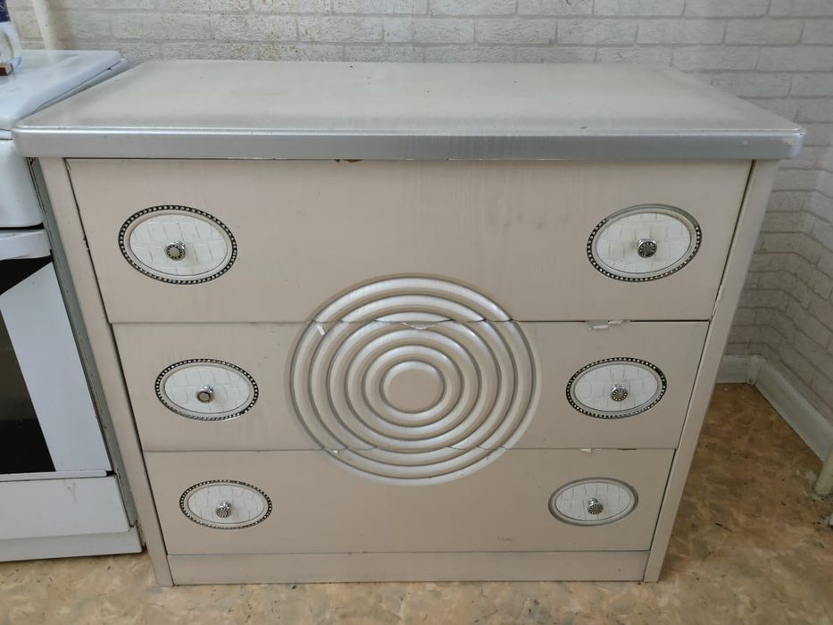 Отдам бесплатно б/ у комод