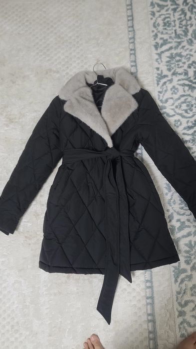 Куртка демиснзон 23 000 тг. Новый 42 размер