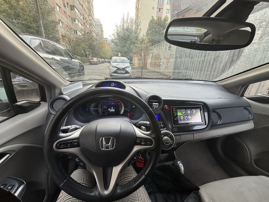 Vând Honda Insight Hybrid 2010 , Neagră, Full Options, Impecabilă