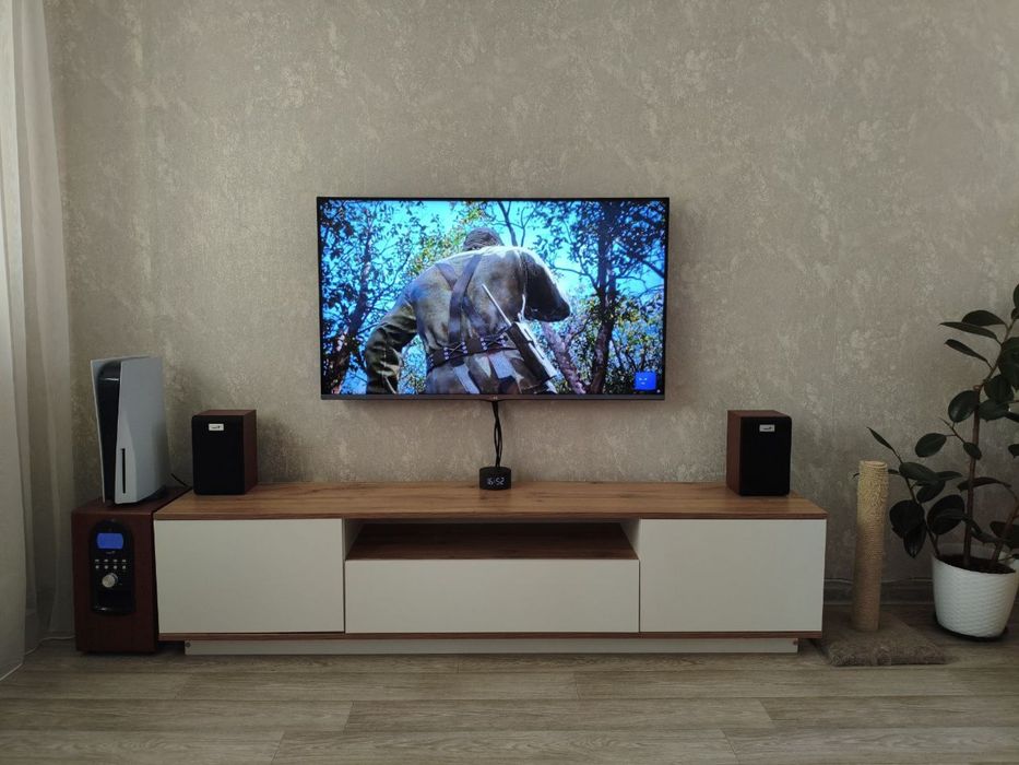 Продам смарт телевизор LG в отличном состоянии