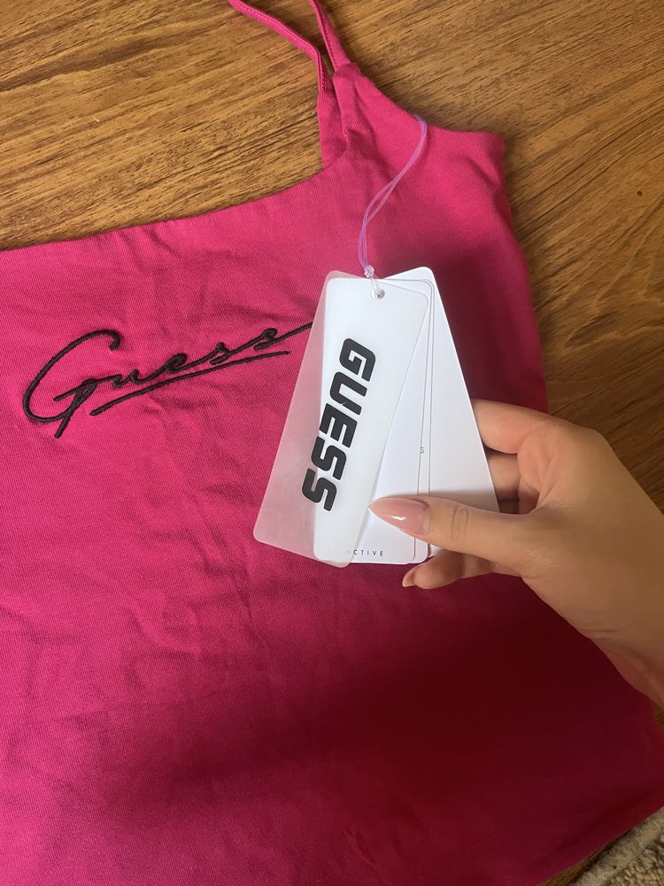 Топ Guess в розово