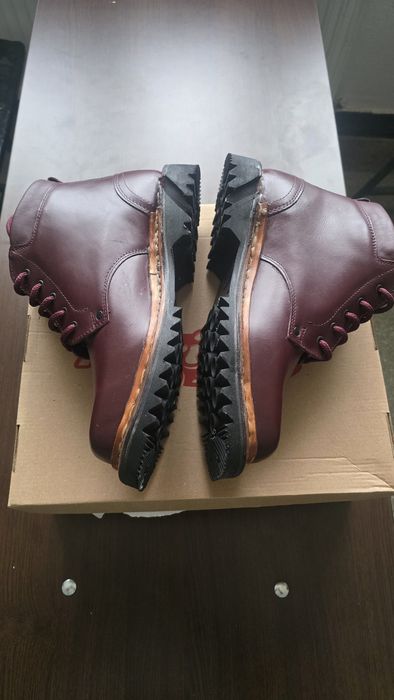 Bocanci militari  tip V M(vișiniu)