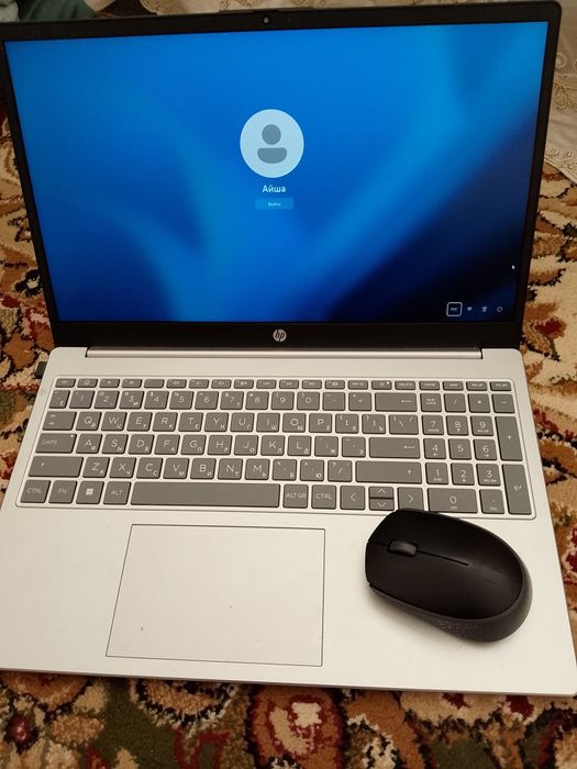 Ноутбук hp почти колданылмаган
