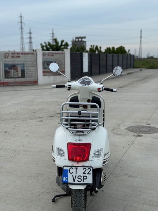 Piagio vespa 300 gts