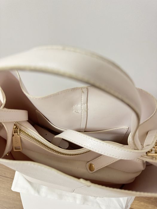 НОВА! Дамска чанта TOSCA BLU