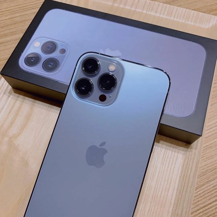 Айфон 13 про сатылады срочно