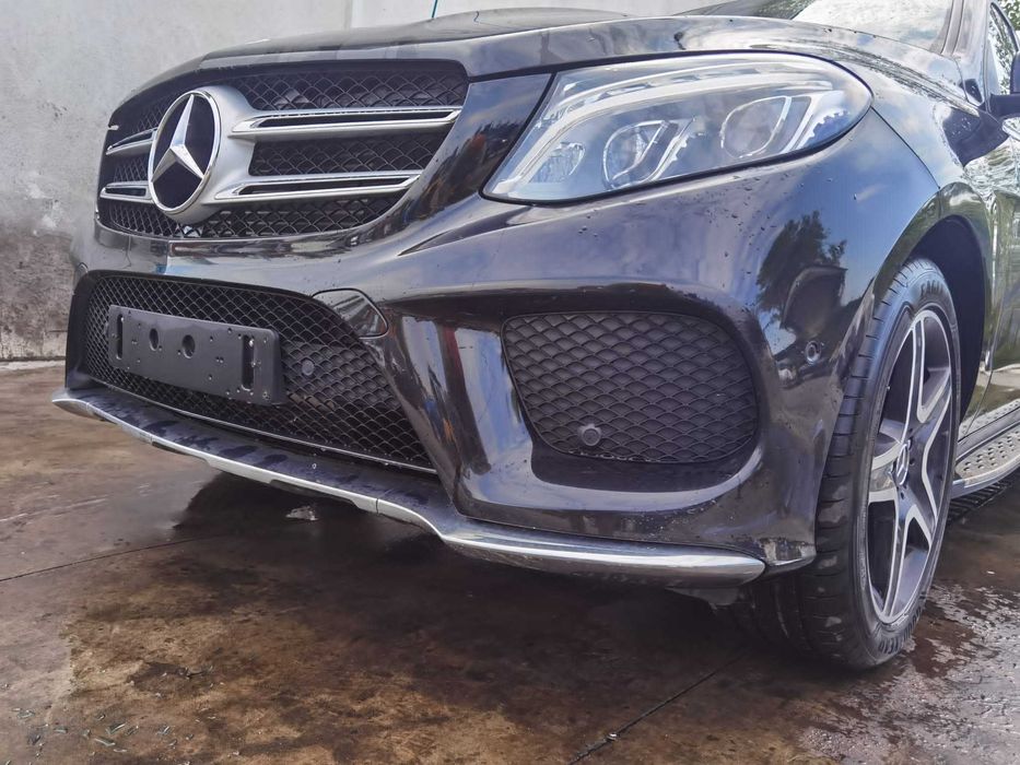 Dezmembrez mercedes gle 250 amg/bara fata gle/capota gle/far gle/