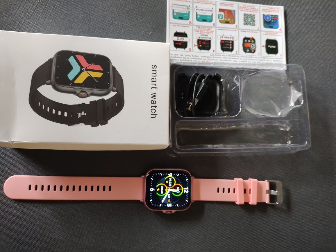 Ceas Smartwatch.