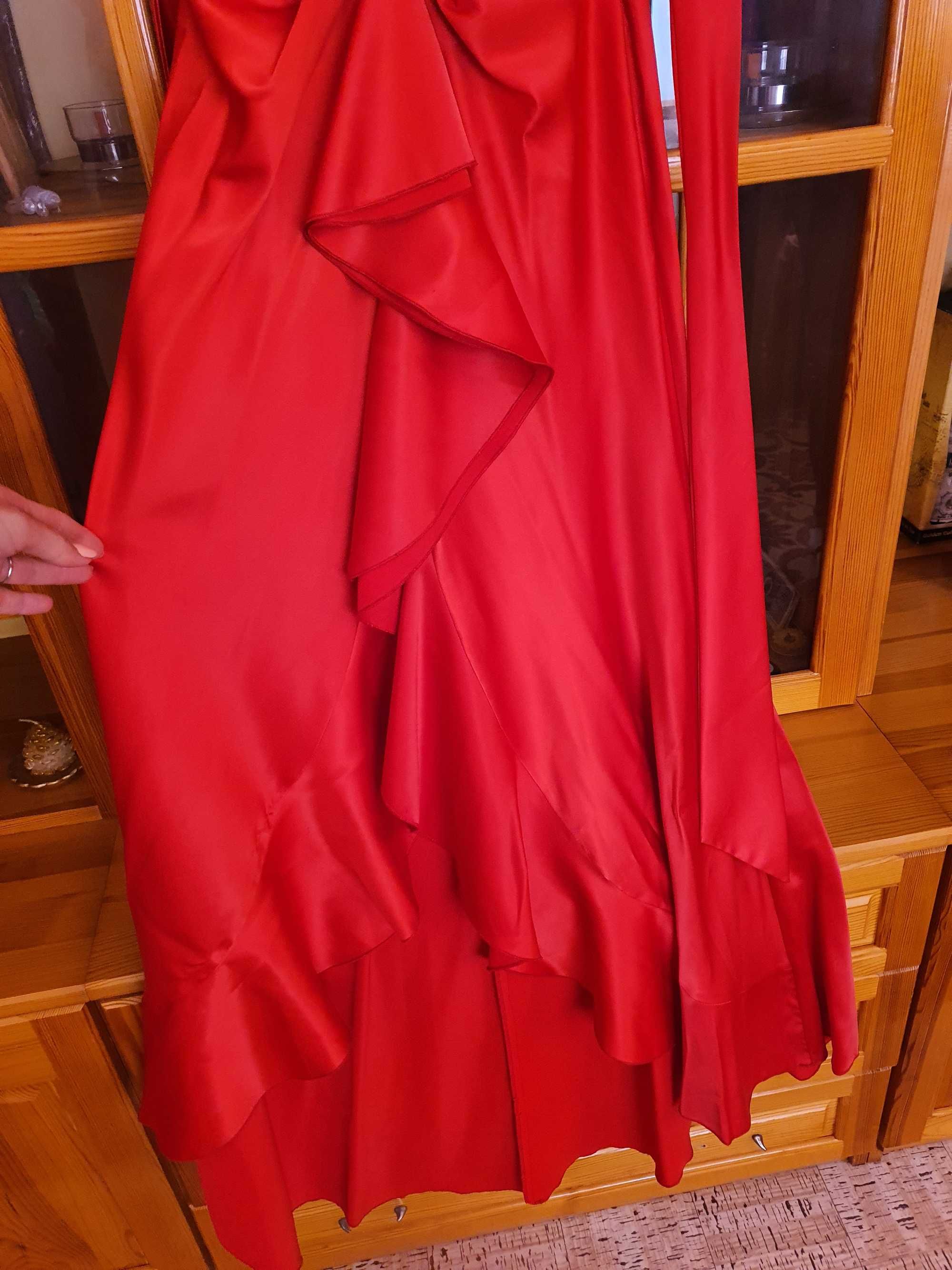 Дълга червена рокля с презрамки С-М
