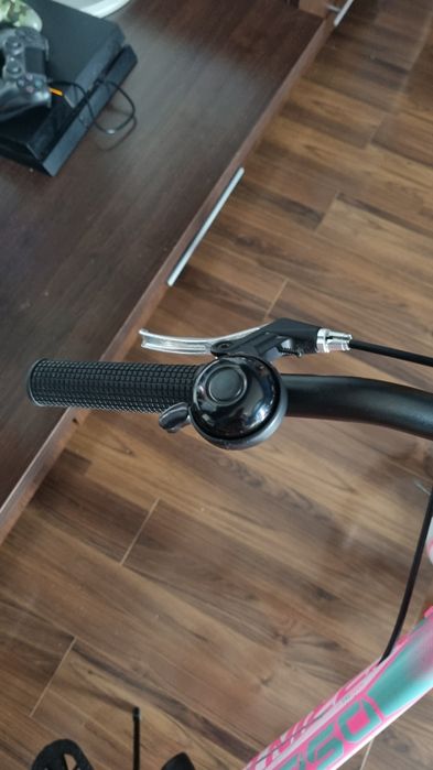 Bicicletă fete 20inch 7-11ani