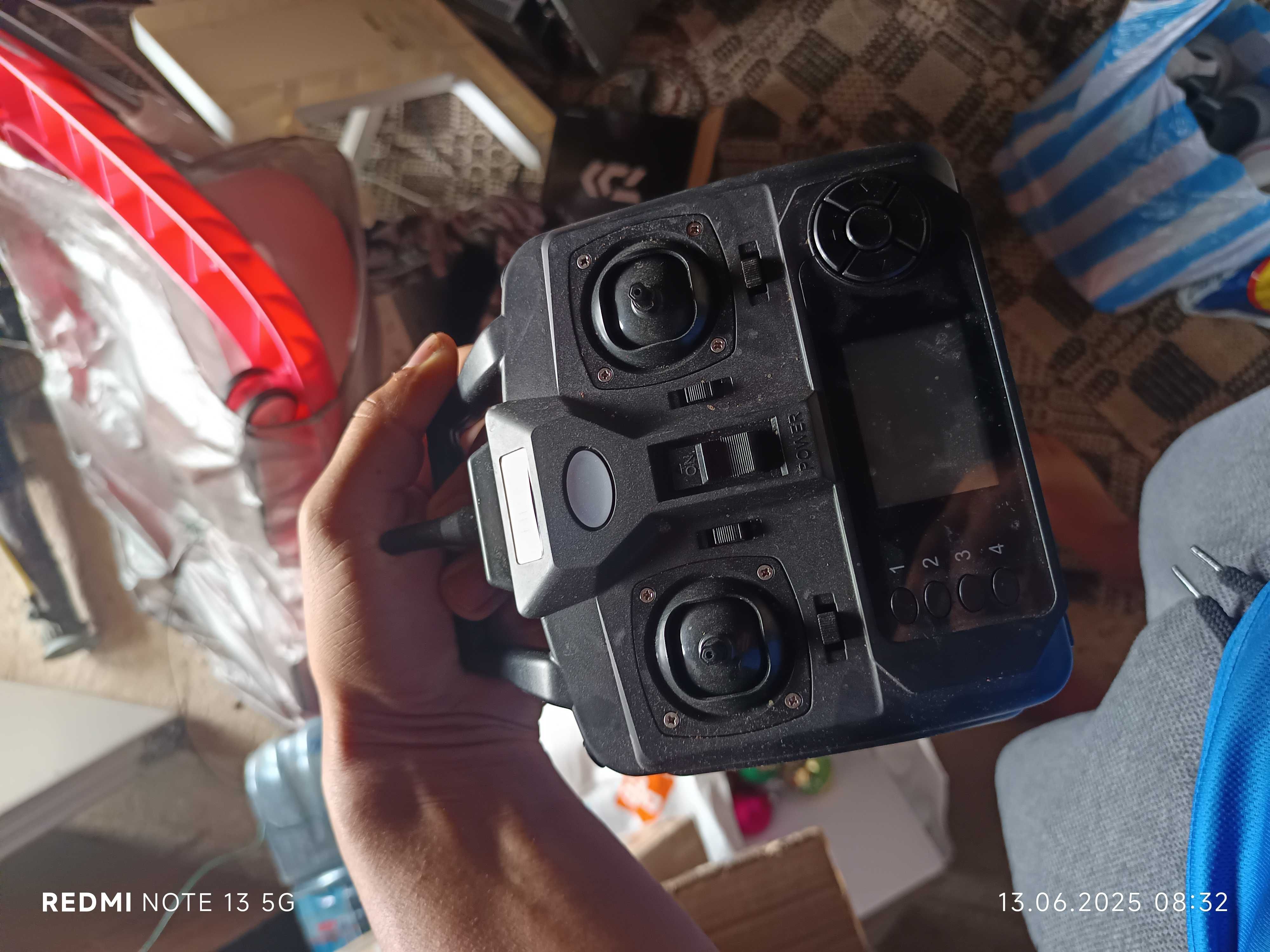 Лодка с дистанционно с 16 точков gps