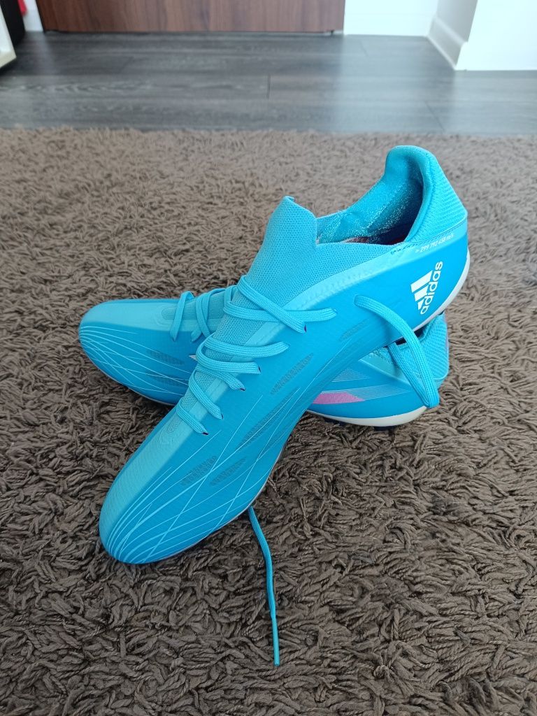 Ghete fotbal Adidas  Nr 44-45